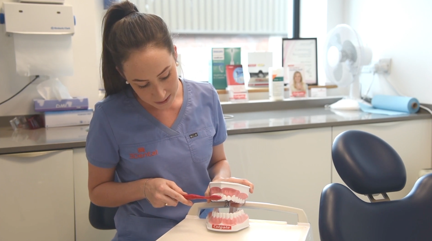 Cleaning Your Teeth Correctly With Ailbhe O'Sullivan at 3Dental by Dr. Niall Vallely
